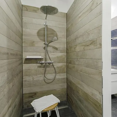 Appartement Boddenzeit - Moderne Mit Nordbalkon, Wellnessbereich Und Naehe Zum Ostseestrand Wustrow (Fischland)